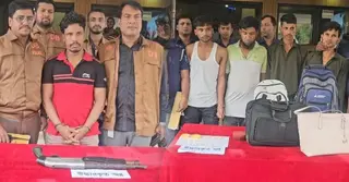 নারায়ণগঞ্জে পৃথক দুই ডাকাতি মামলার রহস্য উদঘাটন, গ্রেপ্তার ৫ ডাকাত